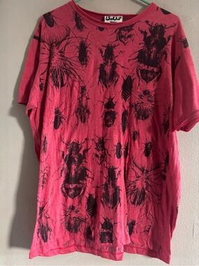 Sure Short Sleeve Graphic Tee with Black Bug Print
